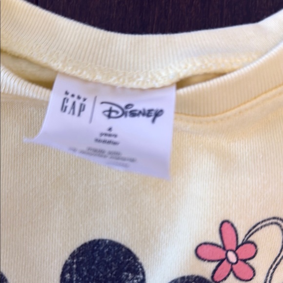 Adorable Toddler Girls GAP Disney Minnie and Mickey Yellow Sweatsuit! - Picture 3 of 12